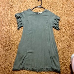 Worn once! Just didn’t like the fit on me.